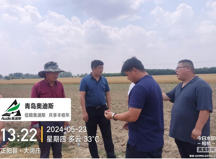 名誉董事长躬身入局下市场，田间地头调研忙